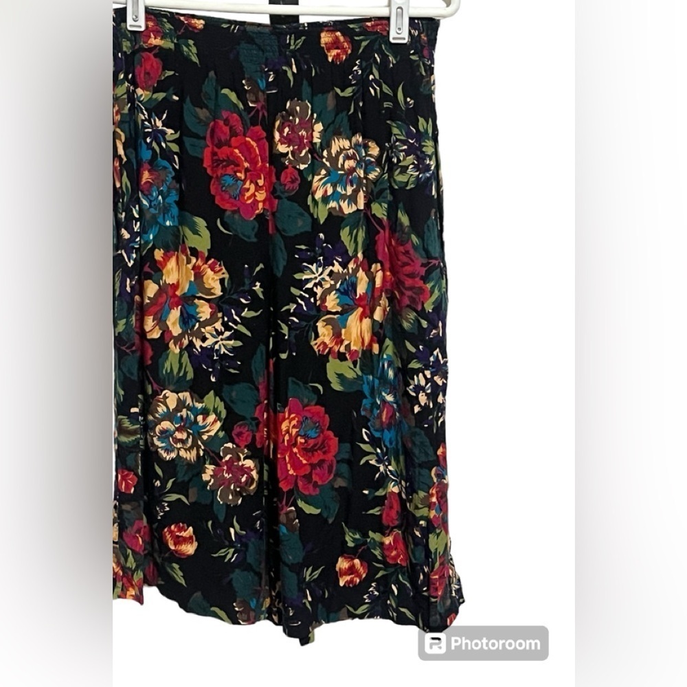Floral Wide Leg Capris